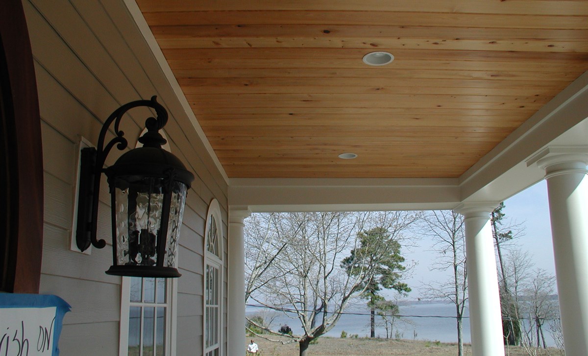 DUNCAN RESIDENCE PORCH.JPG